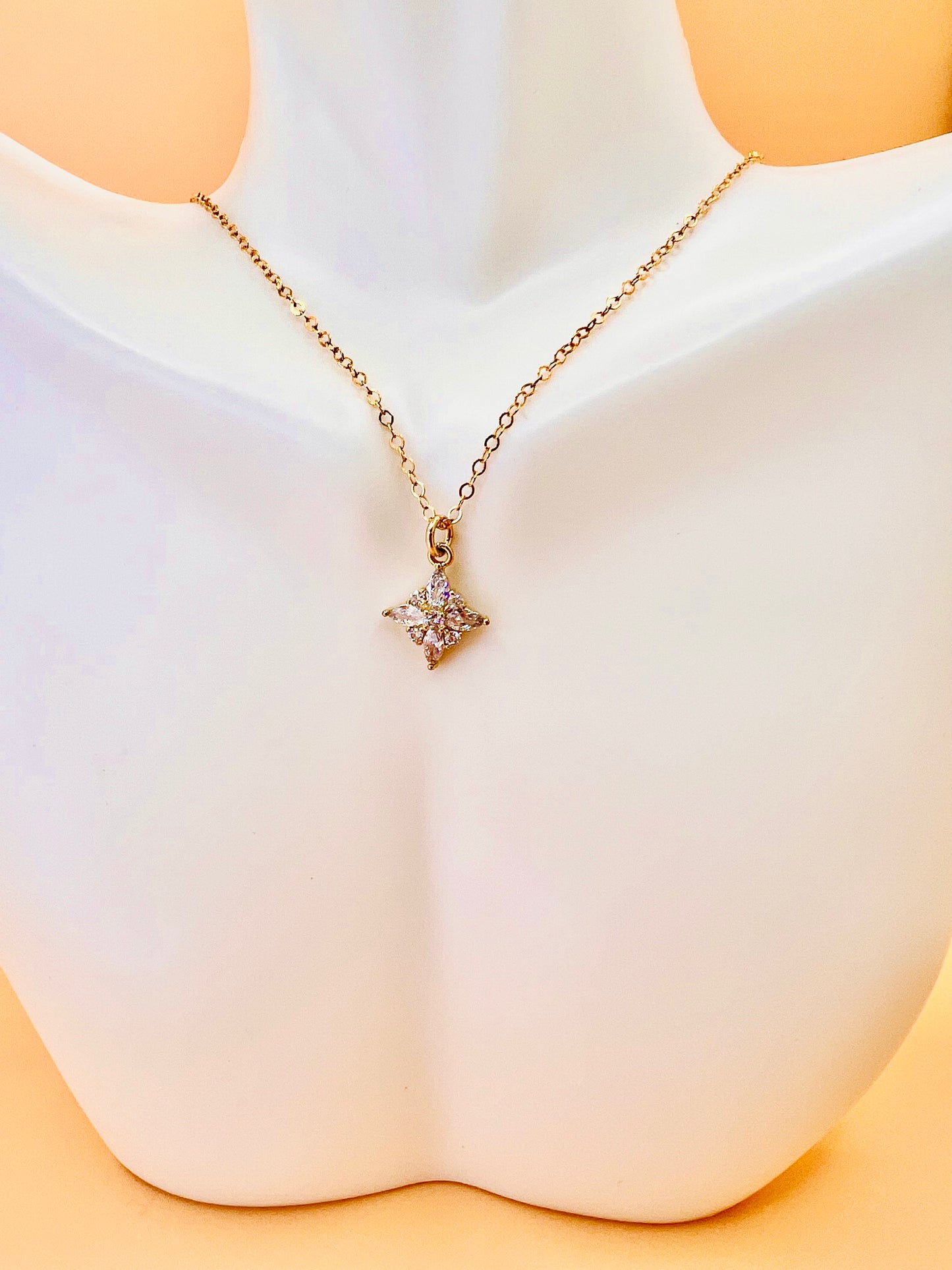 Caitlyn necklace