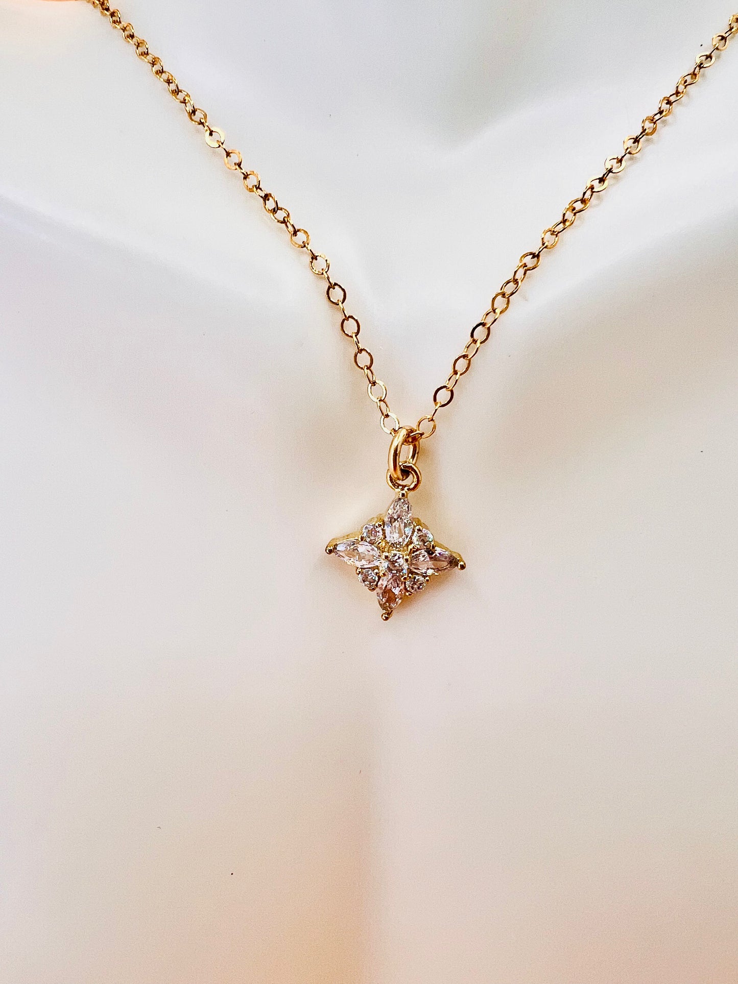 Caitlyn necklace