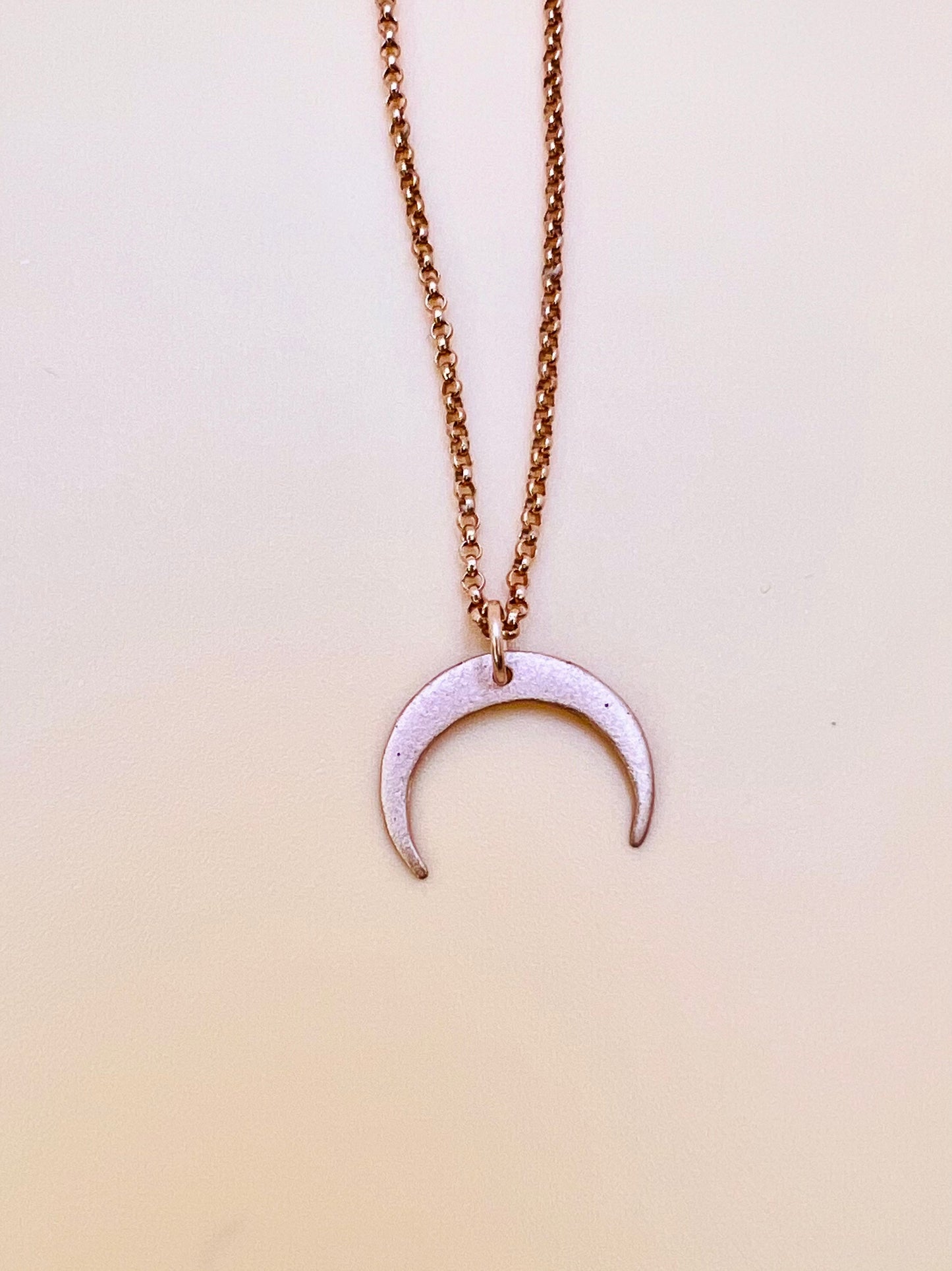 Crescent necklace RG
