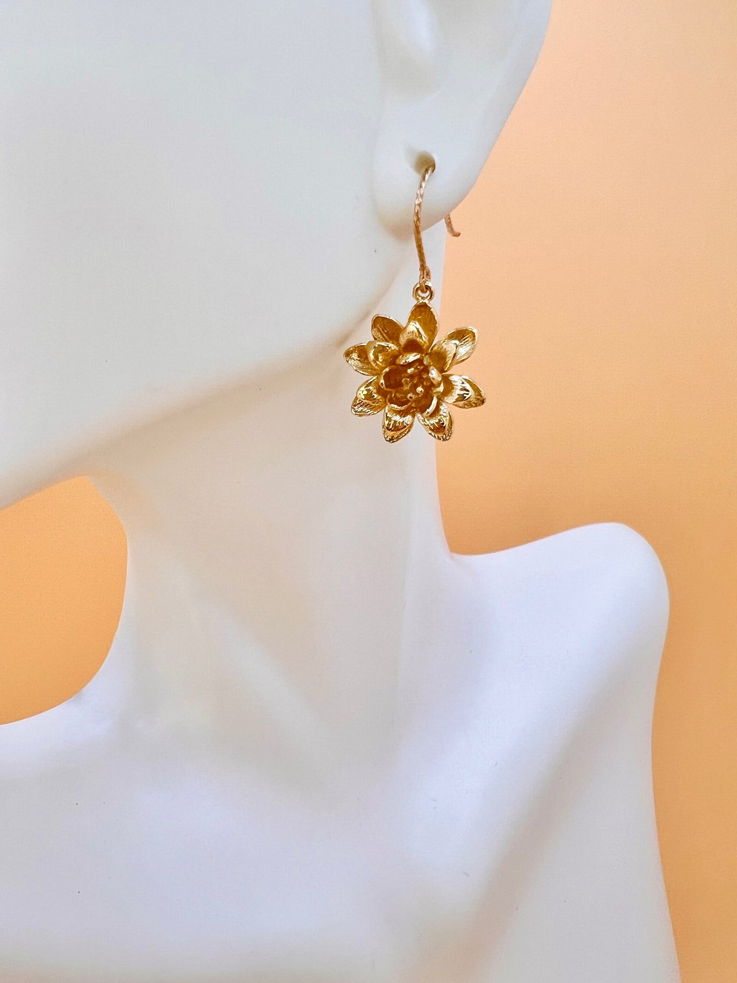 Dahlia earrings