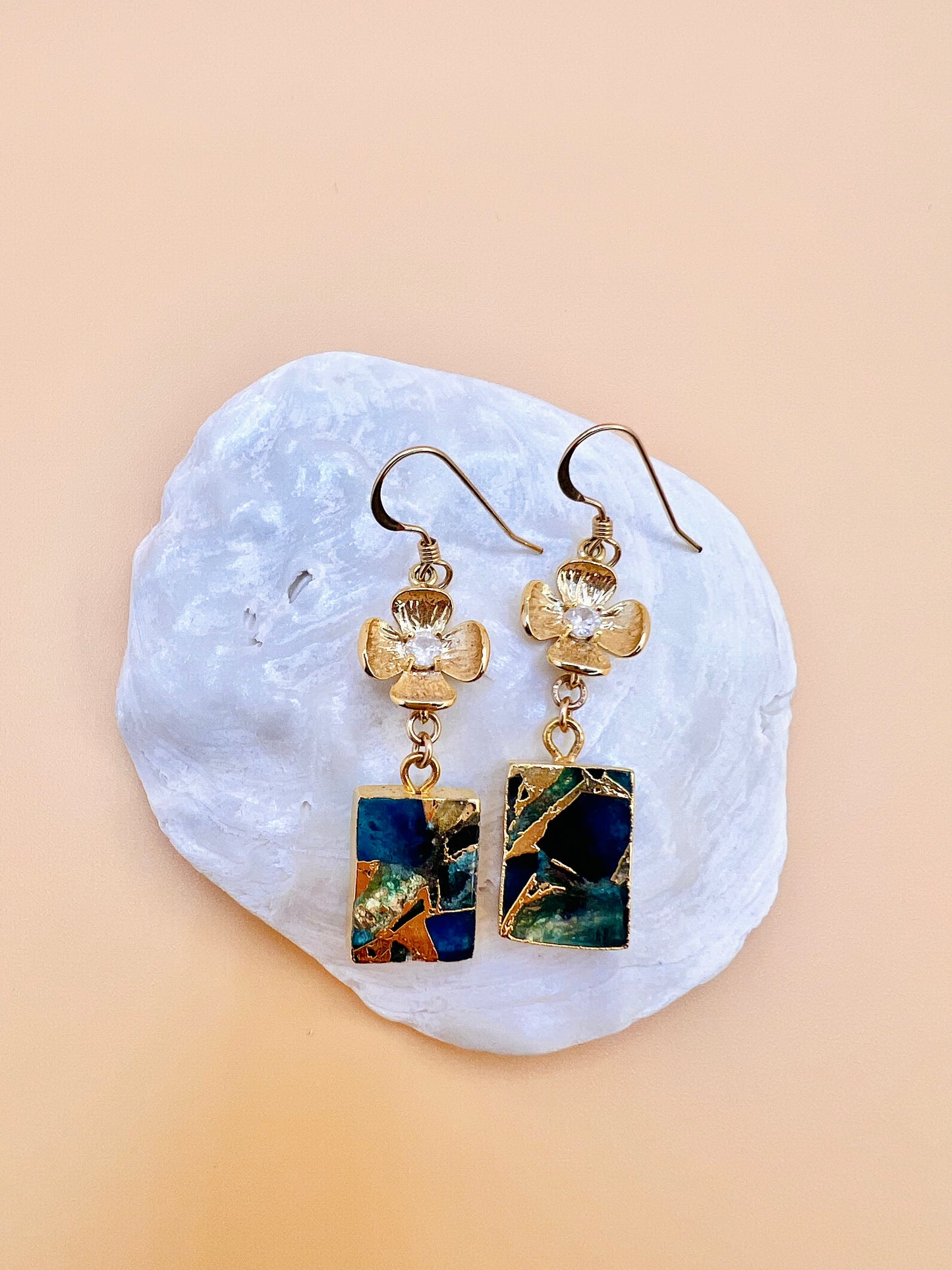 Mojave Apatite flower earrings
