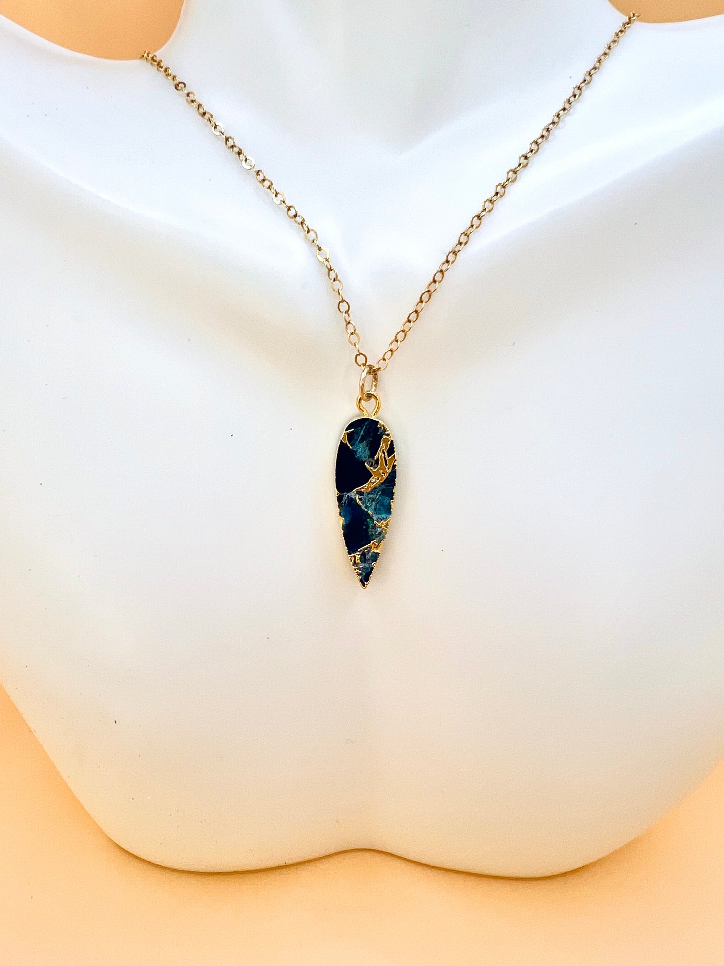 Mojave apatite pendant necklace