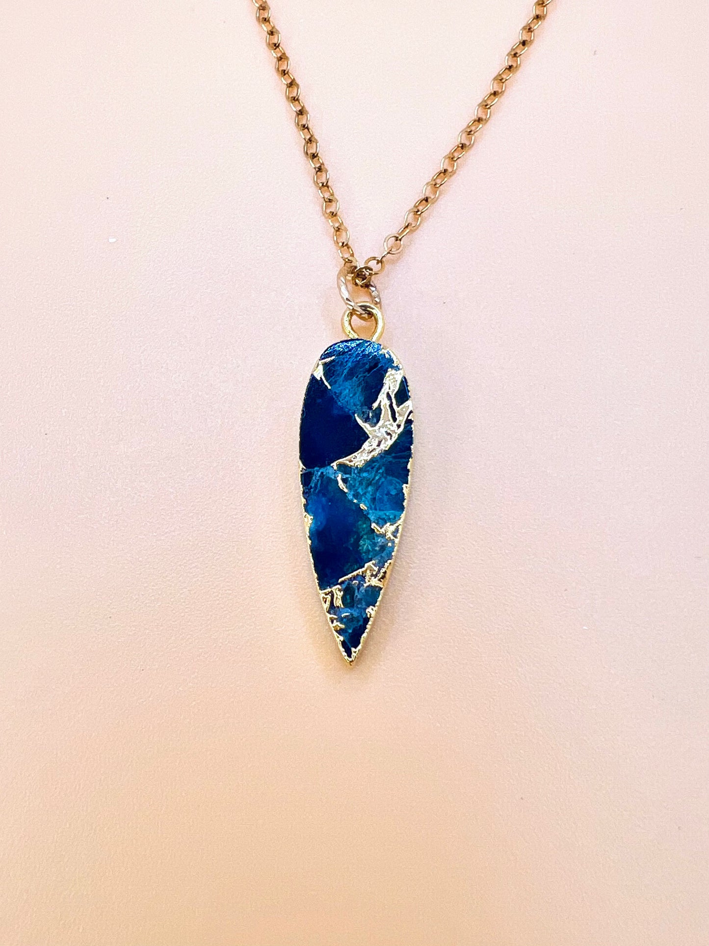 Mojave apatite pendant necklace