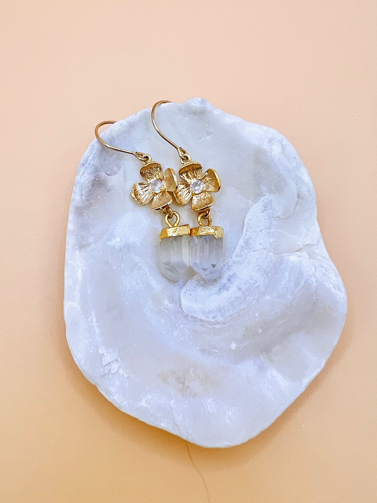 Raw Quartz Flower earring