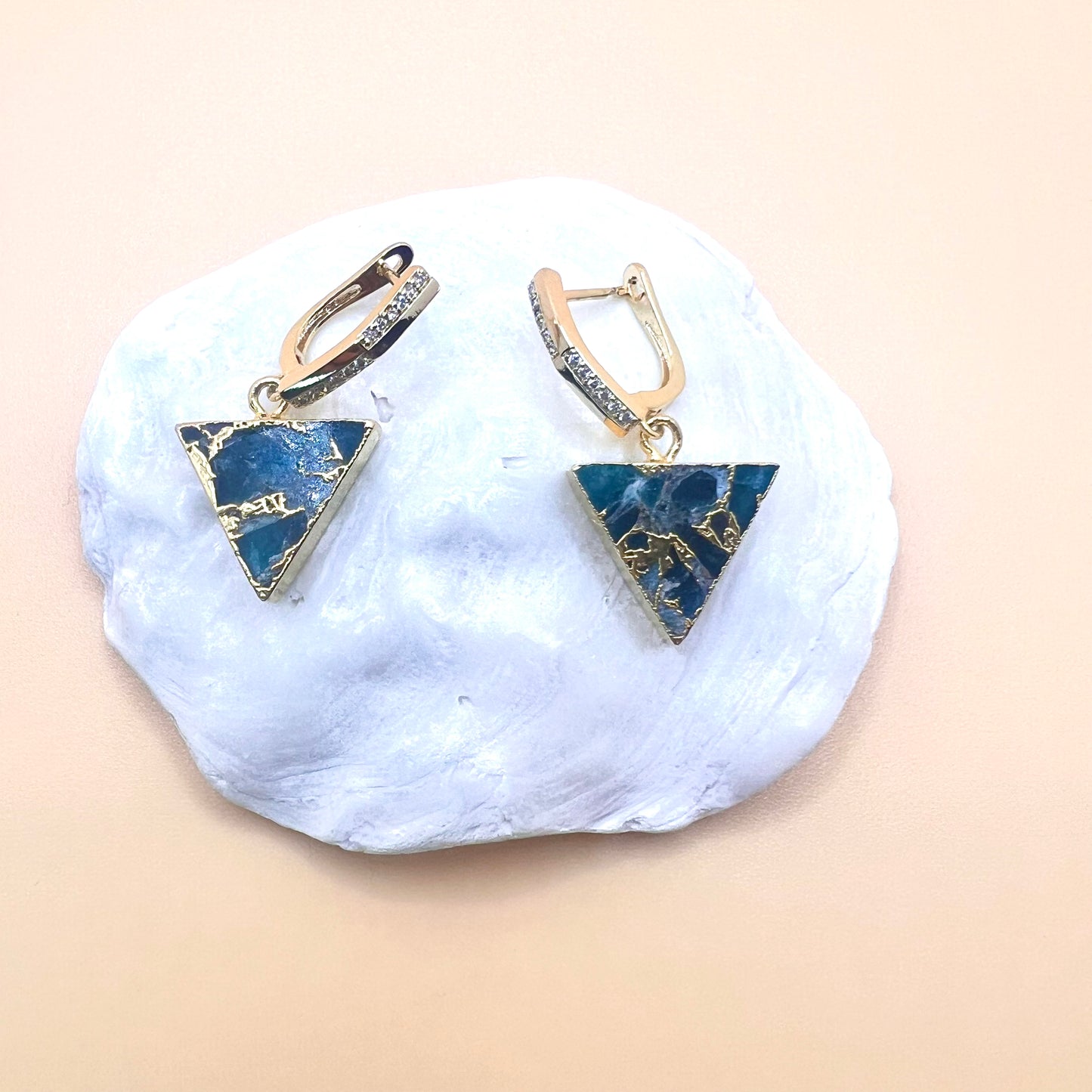 Mojave Apatite Fancy hoops
