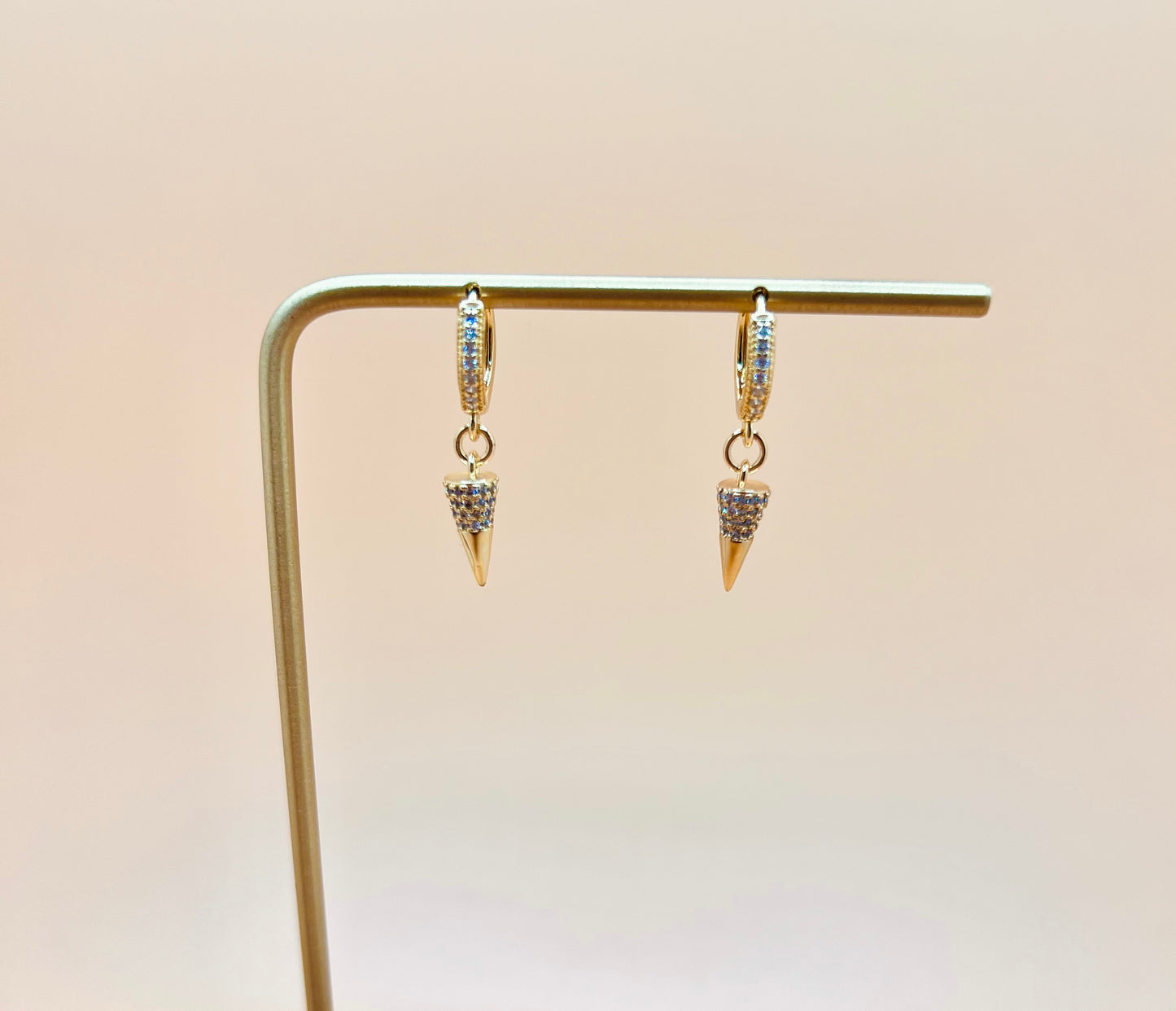 Shorty Spike Fancy Hoops