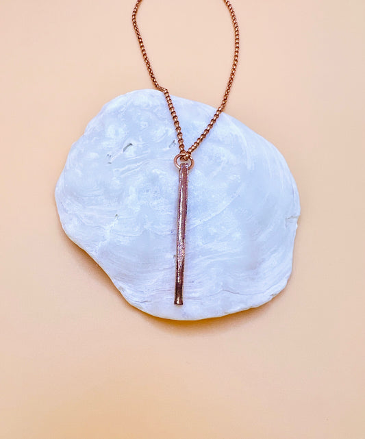 Aligned RG necklace