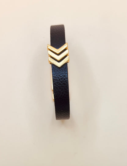 Black Keep Moving Forward Bracelet