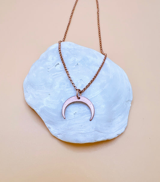 Crescent necklace RG