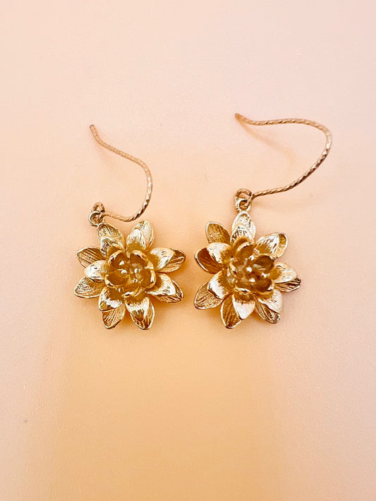Dahlia earrings