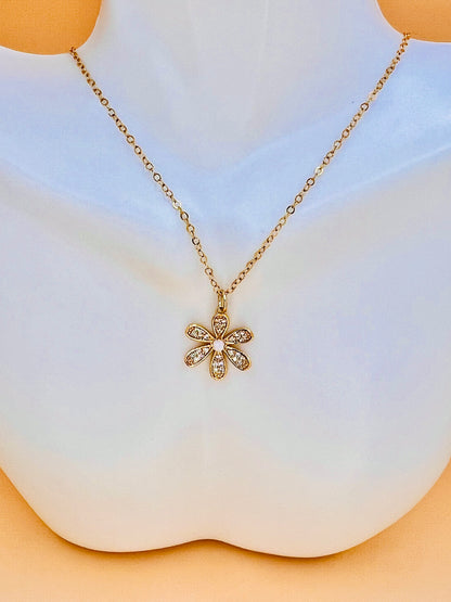 Flower Power necklace