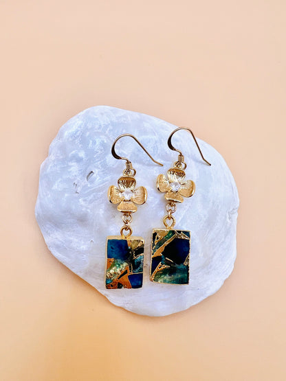 Mojave Apatite flower earrings