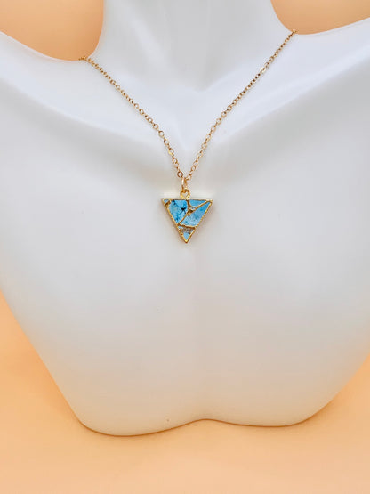 Mojave turquiose triangle necklace